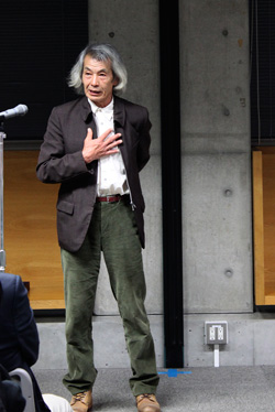 記念講演
